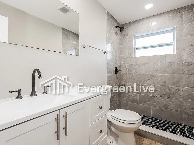 7006 Robindale Rd — Photo 17