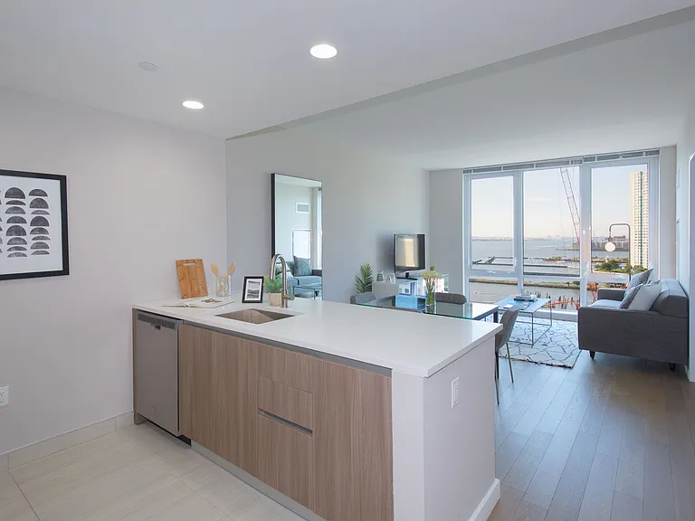 Newport Rentals — Photo 325