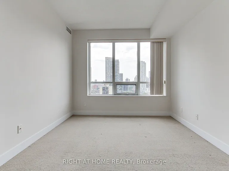 28 Linden St #1405 — Photo 27