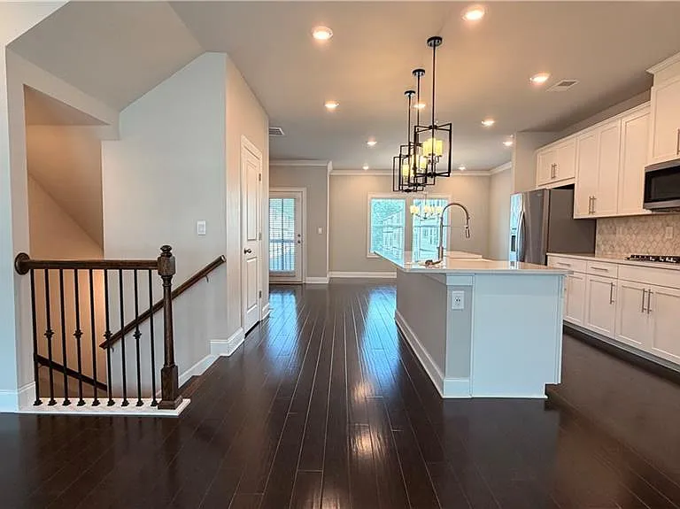 1012 Knoxboro Ln — Photo 13