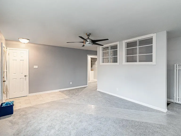 8134 Howard Ave — Photo 4
