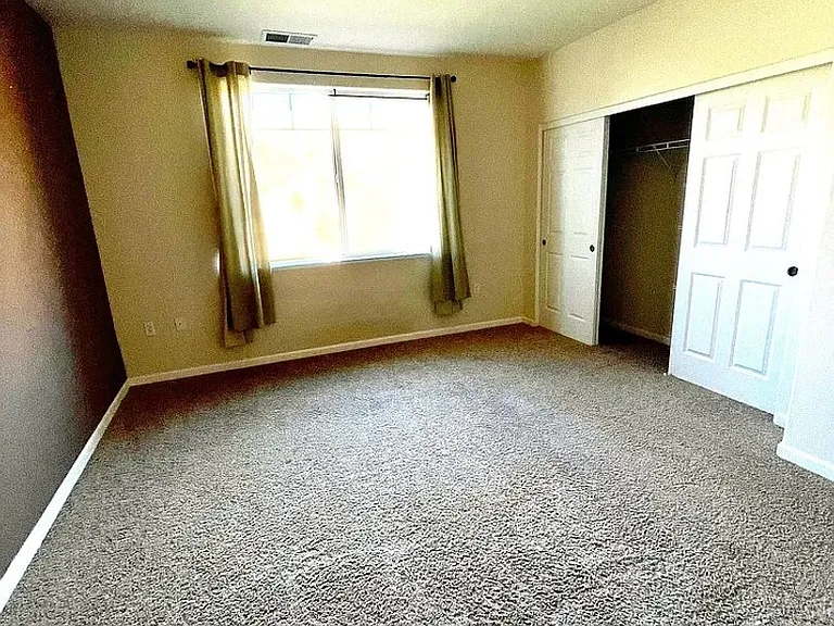 645 Madeline Jane Ln — Photo 8