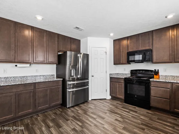 310 Knowledge Point Path, Shelbyville, KY 40065