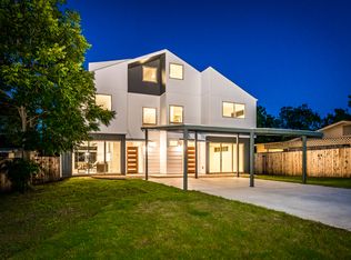 1002 S Center St, Austin, TX 78704