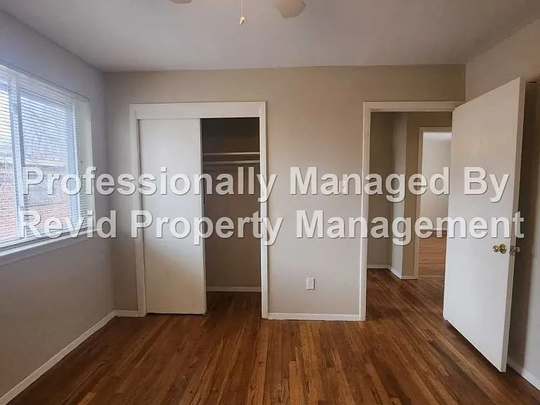 1280 Harbert Ave. — Photo 12