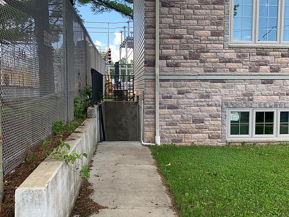 2nd image of 315 Virginia Ave #Basement