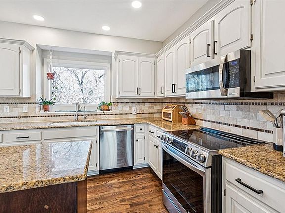 5th image of 7708 N Atkins Pl