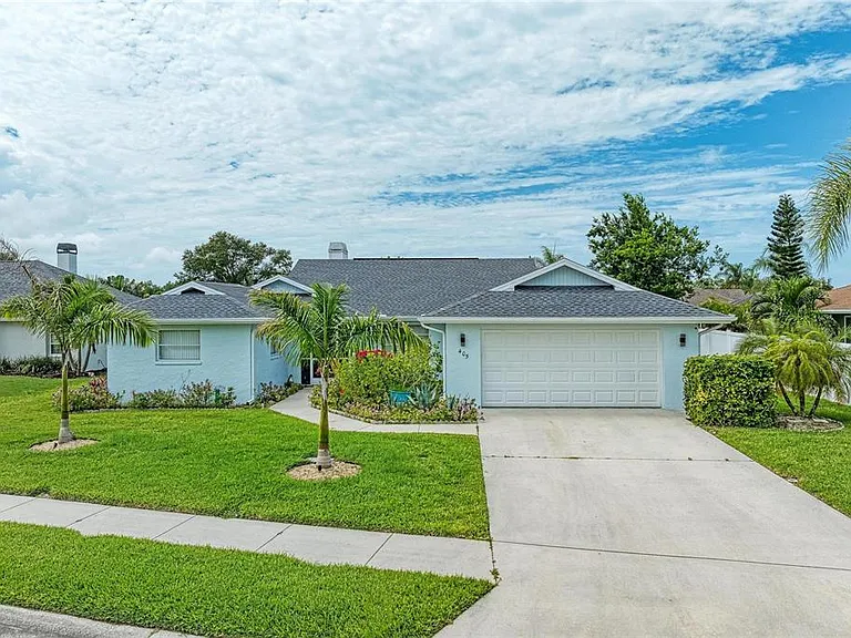 405 Bayside Ln — Photo 61