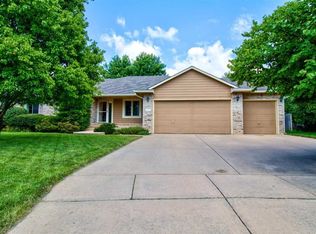 1033 N Cedar Downs Cir, Wichita, KS 67235