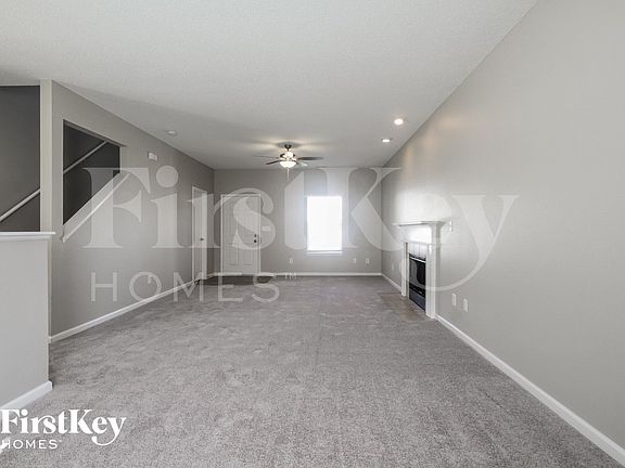 4th image of 5825 Minden Dr