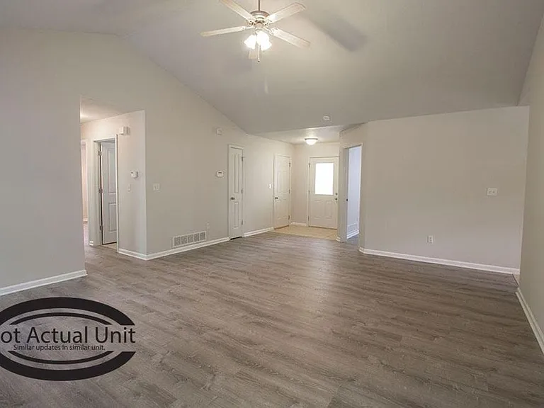 1524 Bodie Dr — Photo 10
