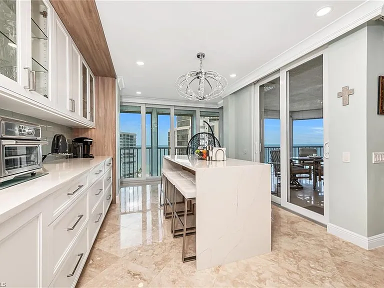 4401 Gulf Shore Blvd N #Penthouse 3 — Photo 6