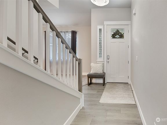 4th image of 11217 130th Street Ct E