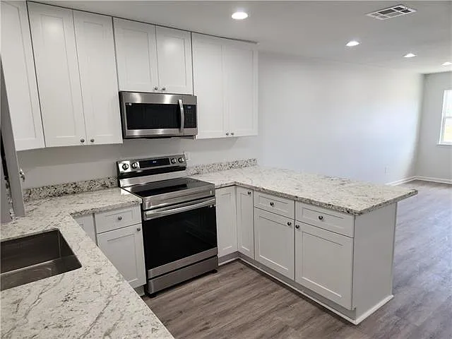 8604 International Ct — Photo 5