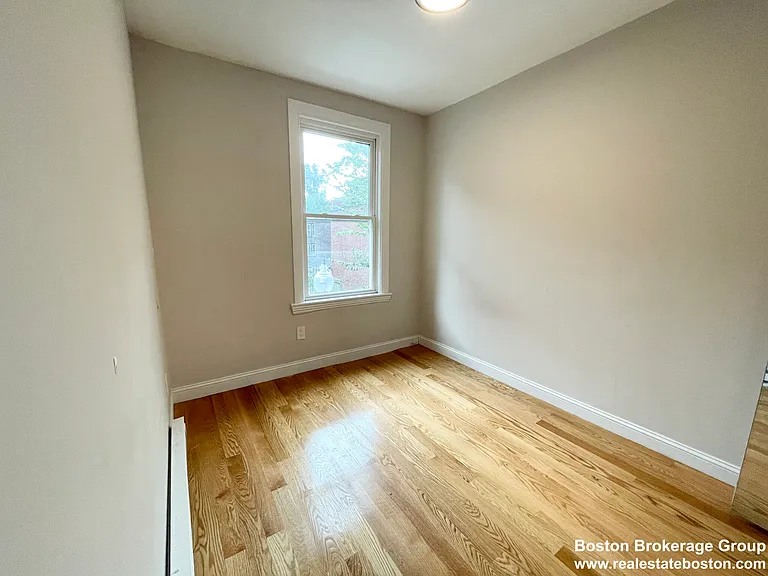 7 Warwick St #2 — Photo 7