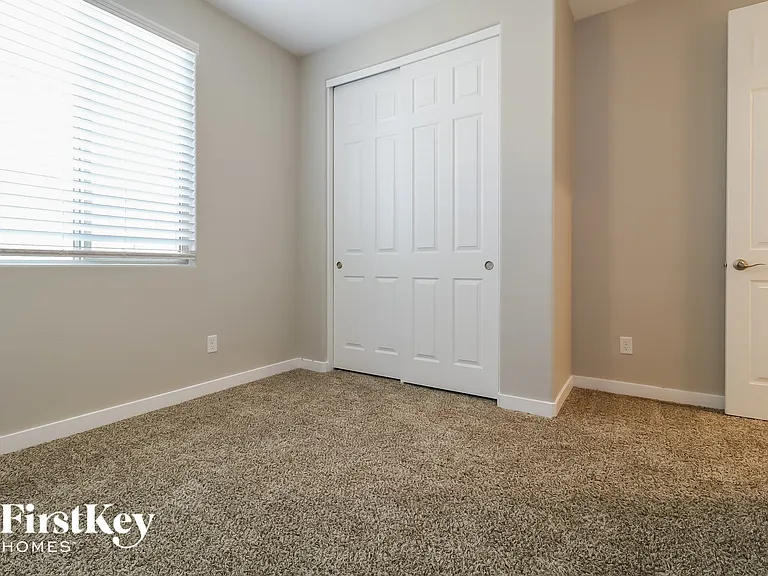 19690 W Turney Ave — Photo 12