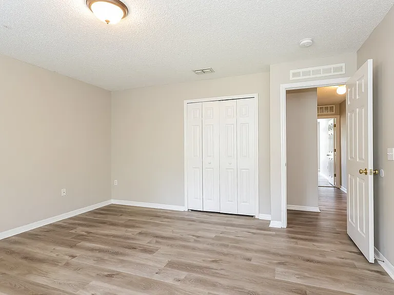 2069 Whispering Trails Blvd — Photo 17