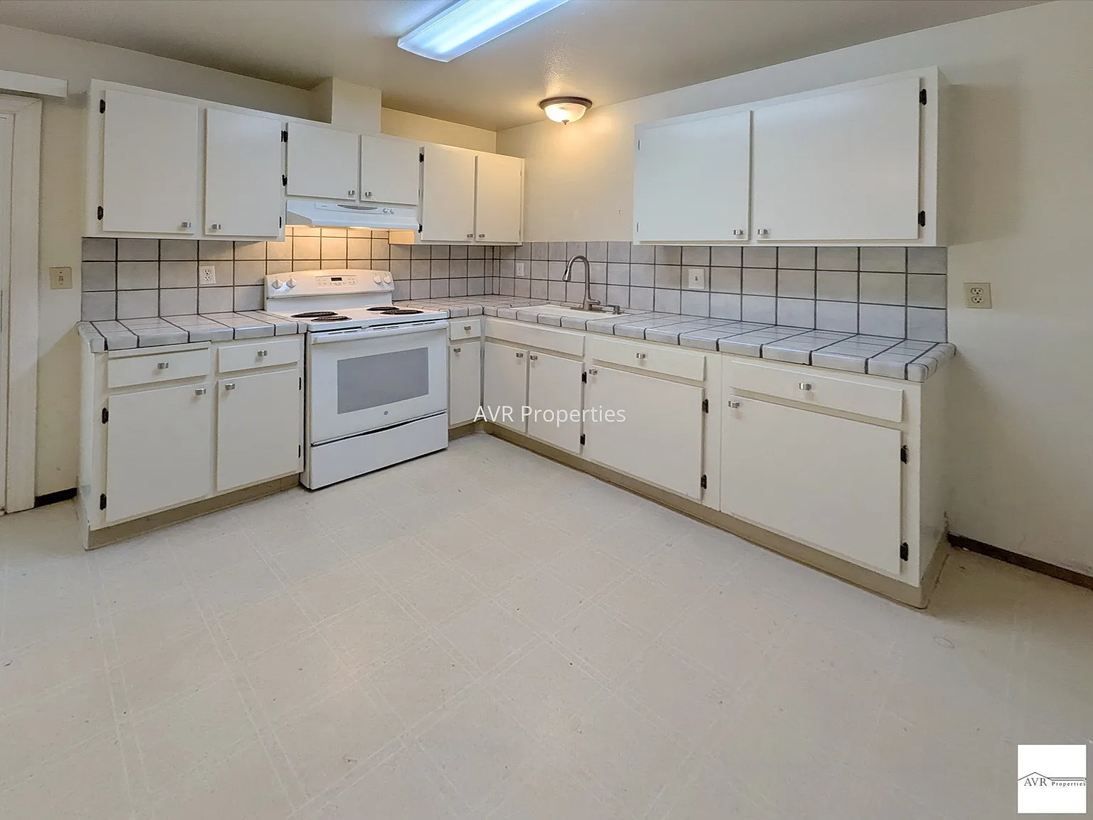 Livermore home near restaurants and easy freeway access — Photo 2