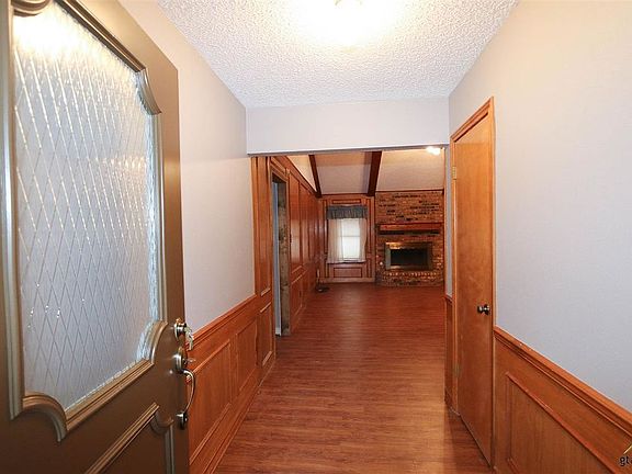 3rd image of 10967 Mosswood Dr