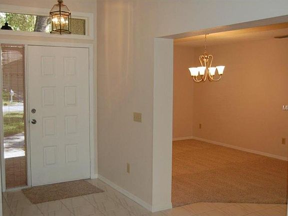 5th image of 2068 Newbury Ct