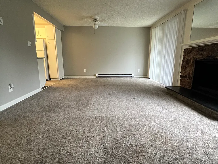 Sunset Ridge Apartments — Photo 23