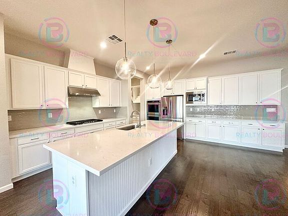 5th image of 9276 Perceval Way