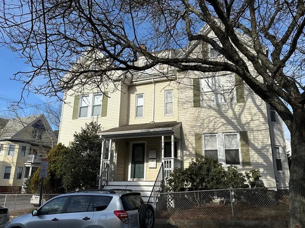 4 Lee St #2, Somerville, MA 02145