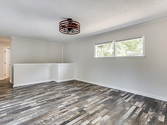 4th image of 515 N Flora St