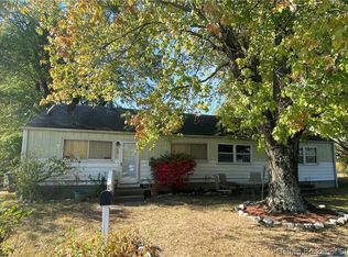 228 Butler Ave, Charlestown, IN 47111