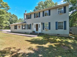 217 Paloma Ln, Effort, PA 18330