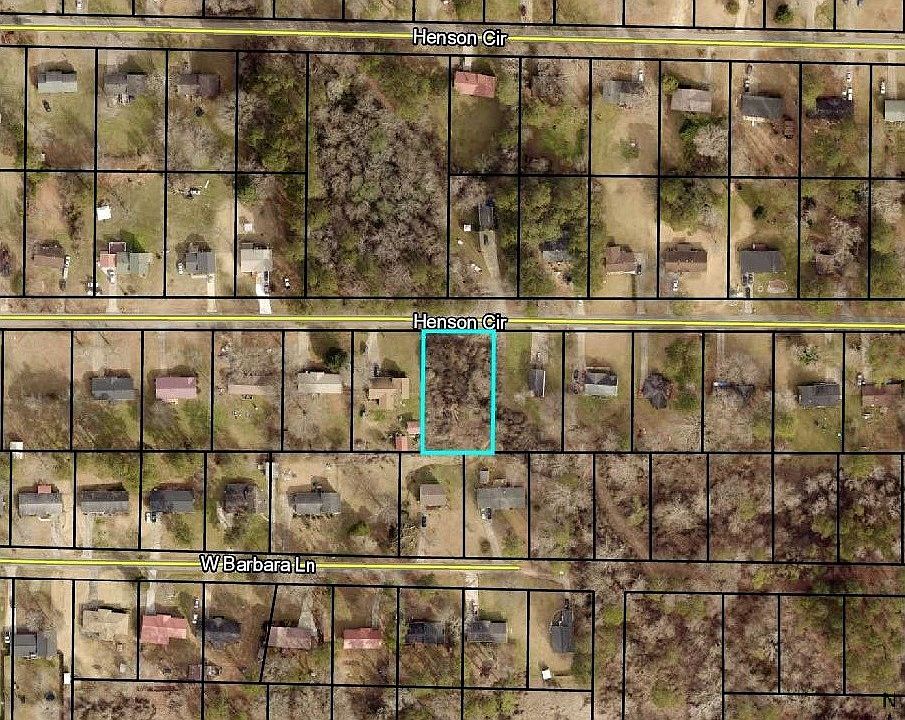 2nd image of 465 Henson Cir