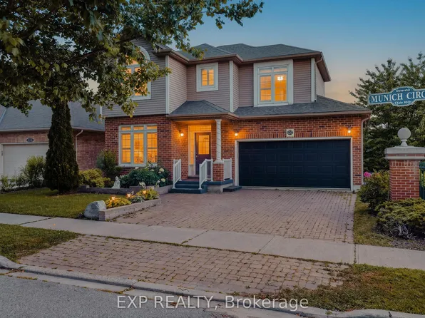 620 Munich Cir, Waterloo, ON N2V 2L6
