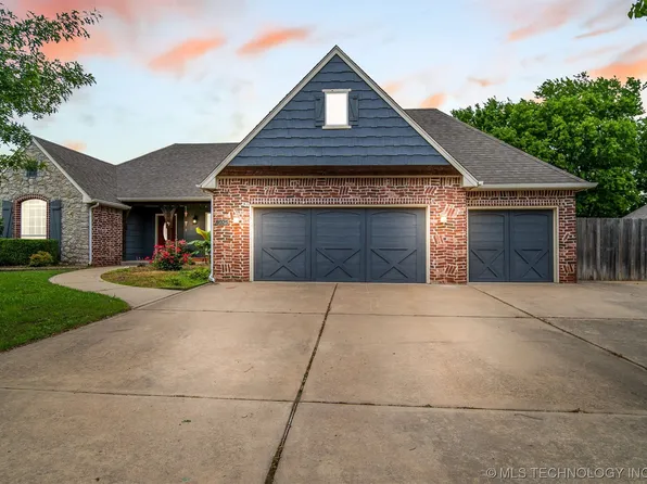 8025 Tims Ln, Claremore, OK 74019