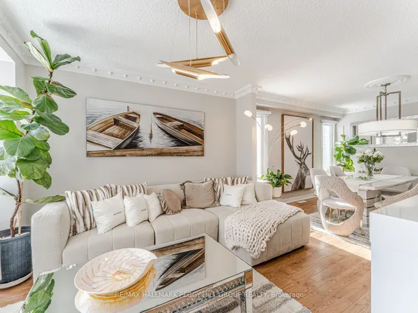 153 Browning Trl, Barrie, ON L4N 6R2