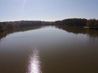 365 Eds Lake Rd, La fayette, GA 30728