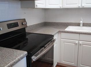 300 NE 20th St APT 410, Boca Raton, FL 33431