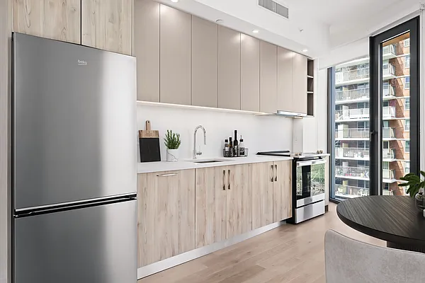 Rented by Nooklyn NYC LLC | media 10