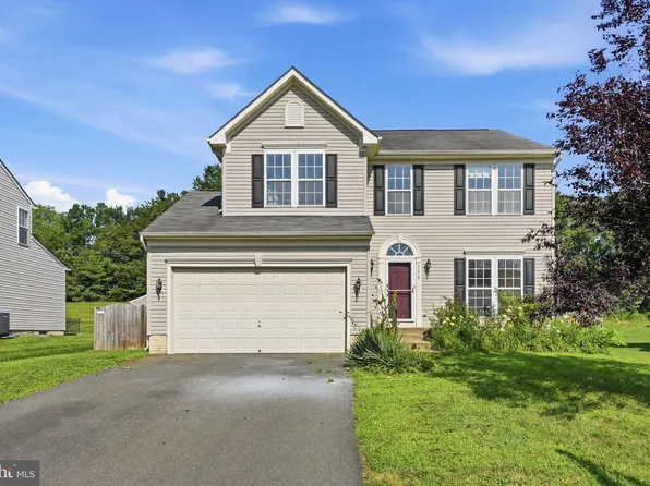 6678 Clarkes Meadow Dr, Bealeton, VA 22712