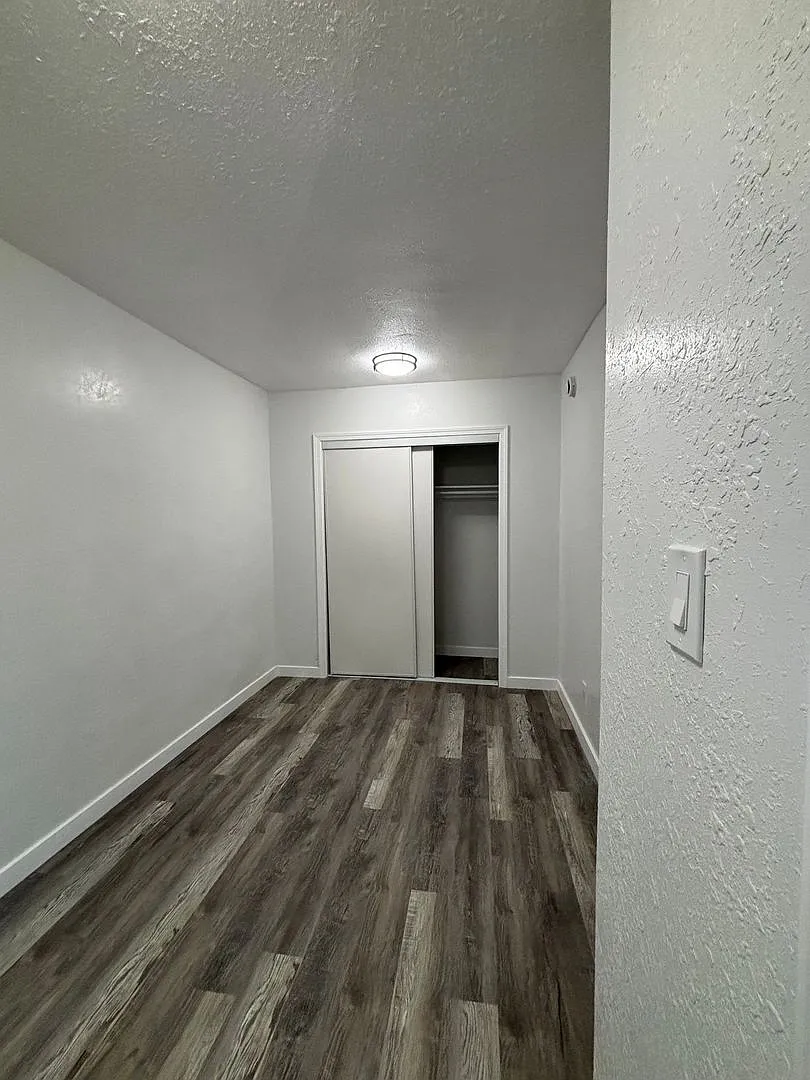 1745 Magnolia Ave. — Photo 2