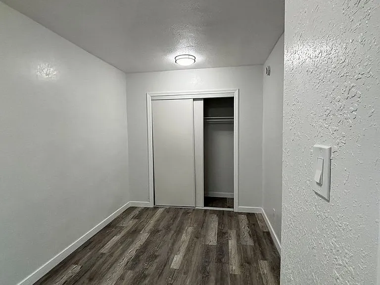 1745 Magnolia Ave — Photo 2