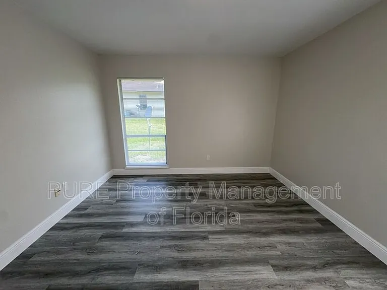 5485 SE 30th Pl #B — Photo 31