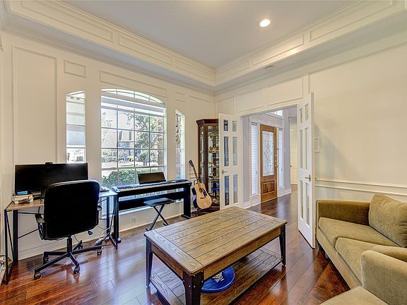 5th image of 3622 Springhill Ln