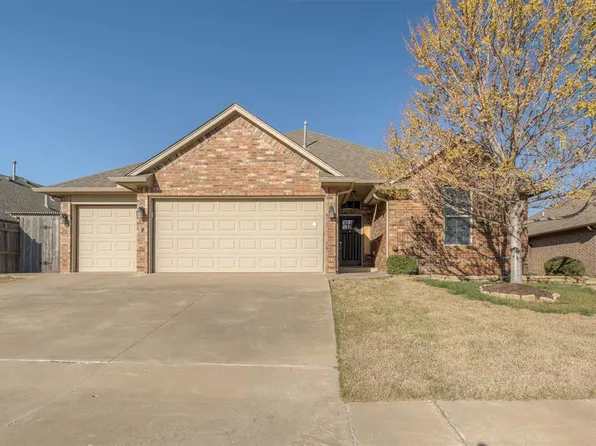 9305 Scarlet Blvd, Yukon, OK 73099