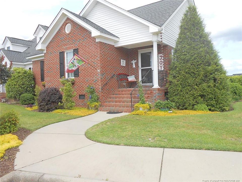 1st image of 717 Amberleaf Dr