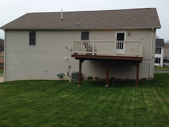 2nd image of 2327 Magnolia Dr