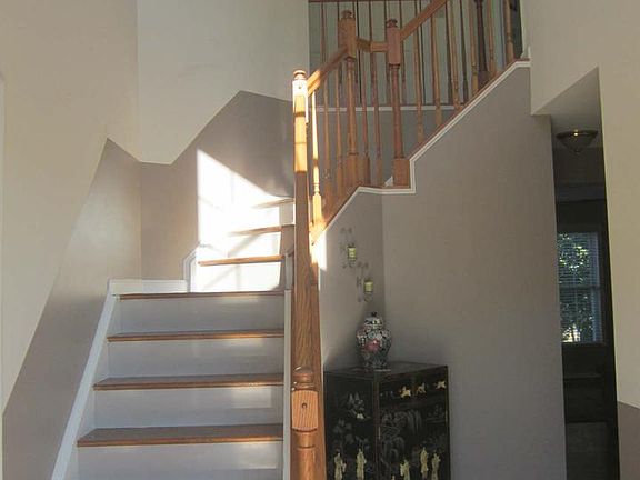 2nd image of 7419 Sterling Dr