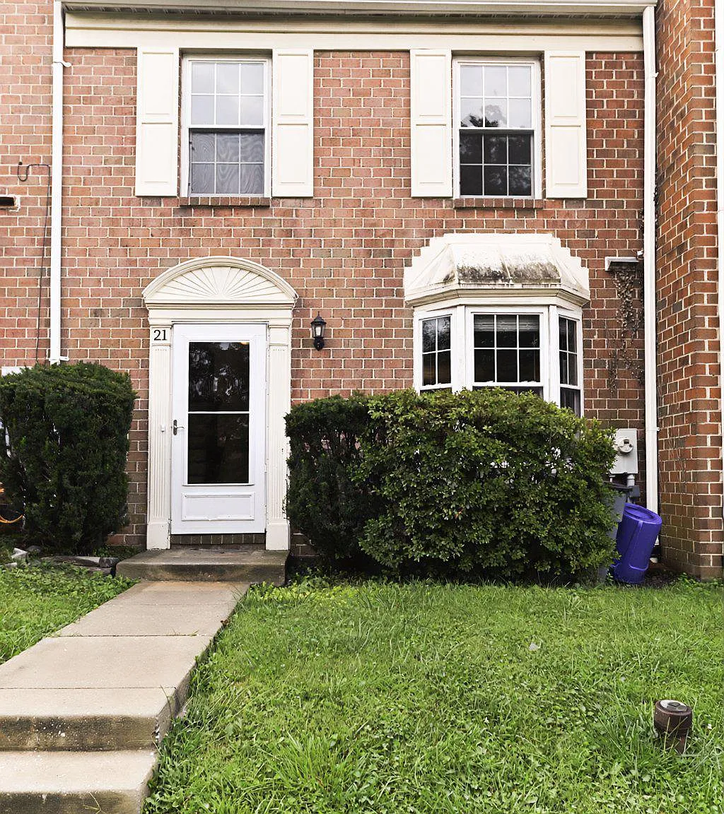 3 bed, 2.5 bath, 1610 sqft, $2,600 — Photo 1