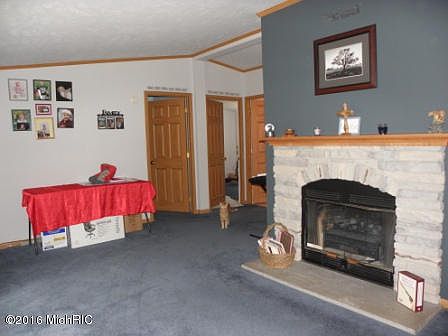 5th image of 345 W Baker St