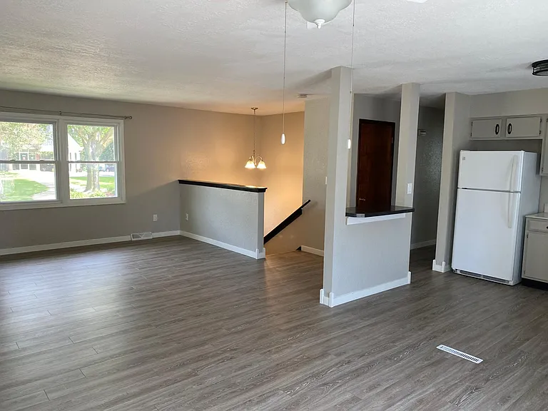 1210 Mount Loretta Ave — Photo 19