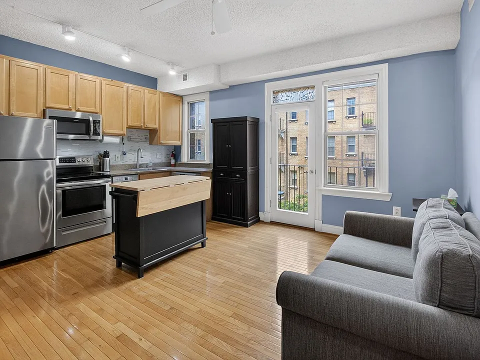 1401 Columbia Rd NW #319